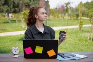 Cómo la Inteligencia Artificial (IA) Ayuda a Gestionar Agendas y Programar la Semana de Actividades